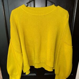 Wishlist Cropped Crewneck Sweater in Mustard